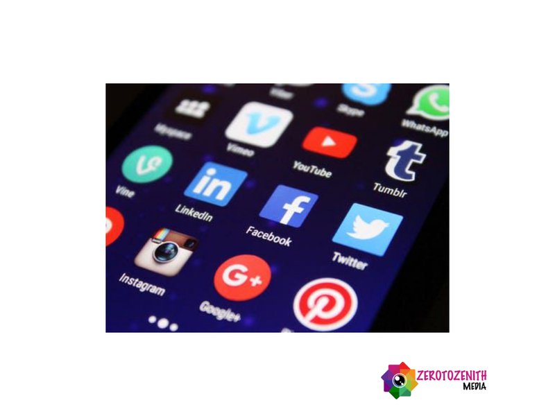 advantages of social media